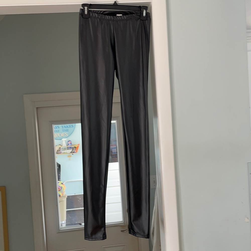 Cherish black leather leggings